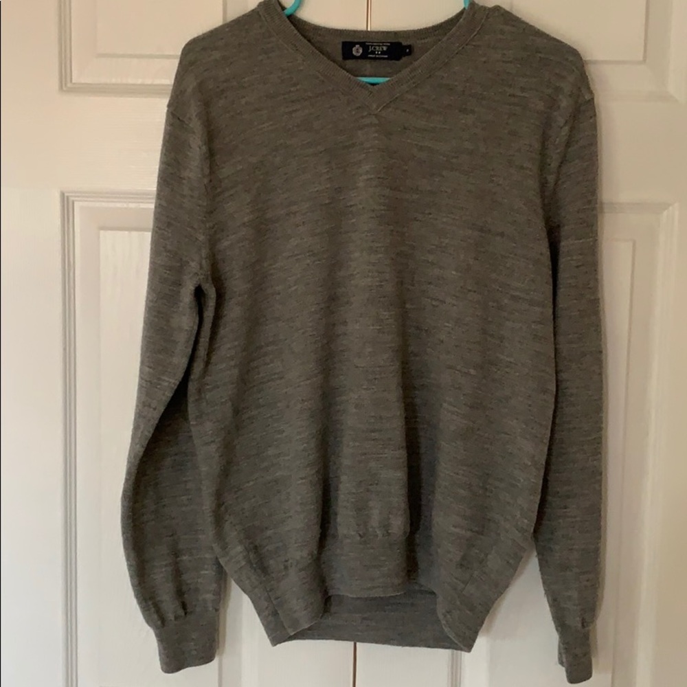 J.Crew men’s gray V neck sweater
